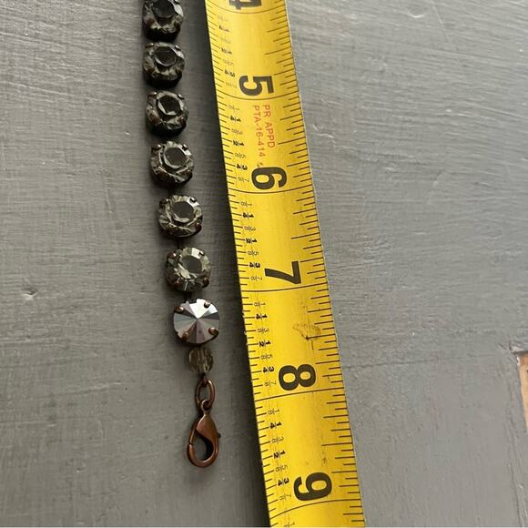 Sabika Crystal Vintage Bracelet - Picture 12 of 13